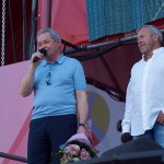 Губернатора на сцену!